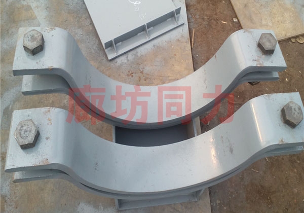 水平管導向支座